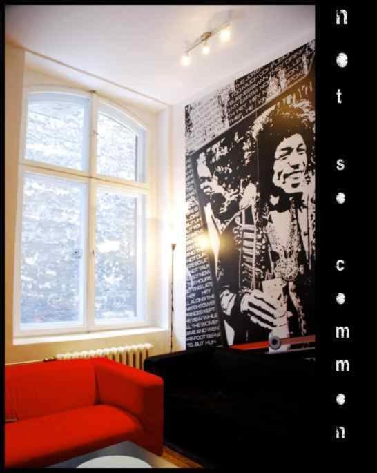 La Guitarra Hostel Poznan Bagian luar foto